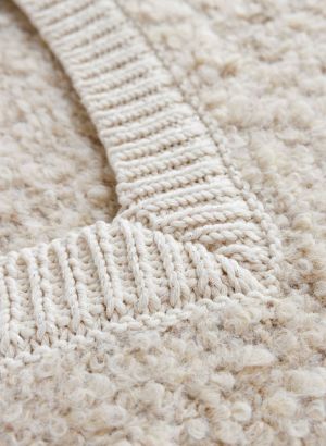  070 Light Sand