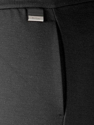  104 black